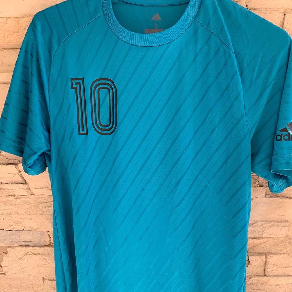 Adidas Men’s Small Athletic Tee